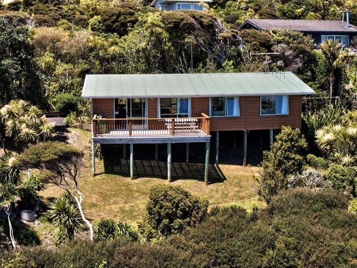 Seaview, Sun And Surf - Piha Holiday Home Exteriér fotografie